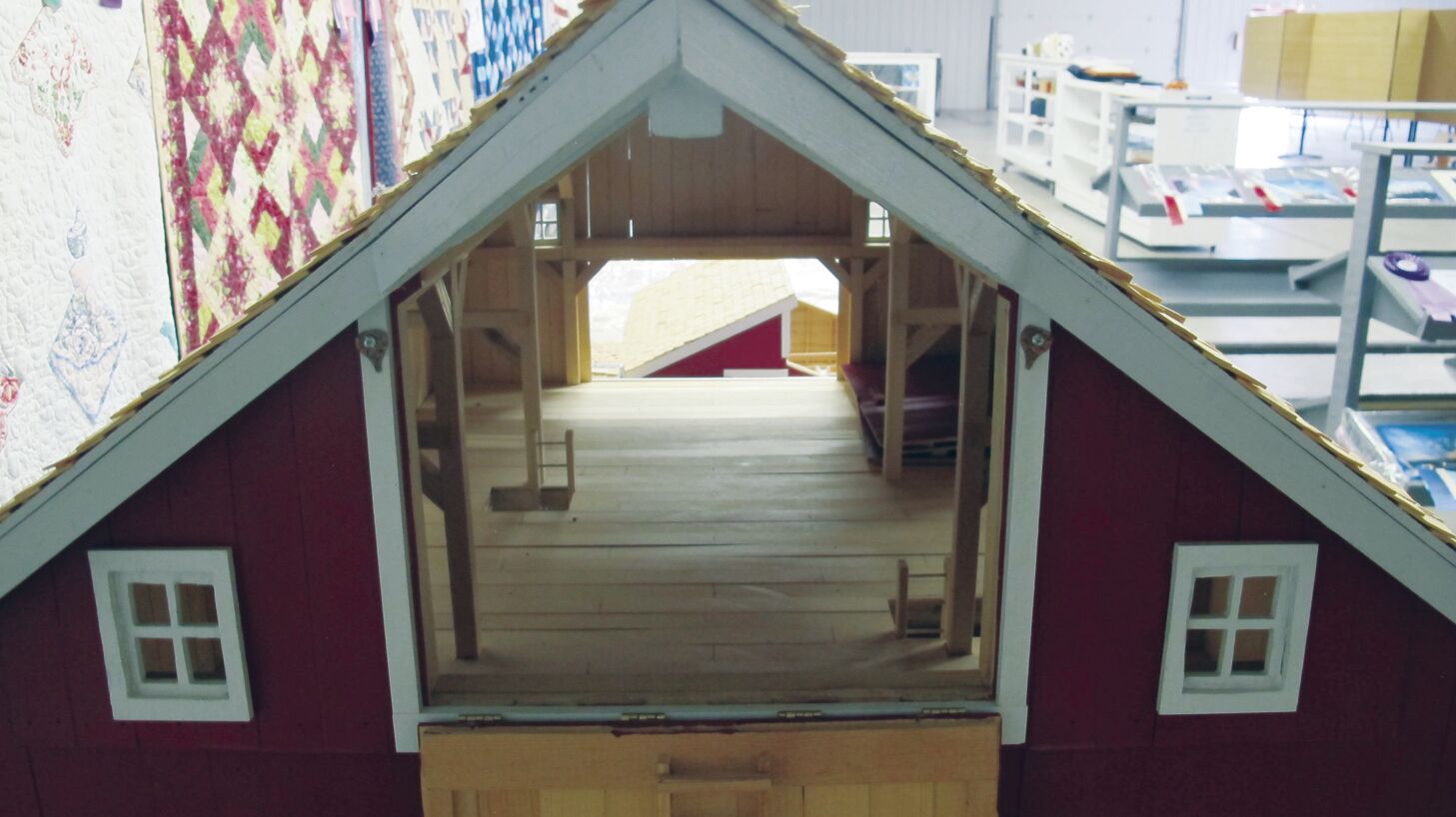 Kohmetscher barn display 2